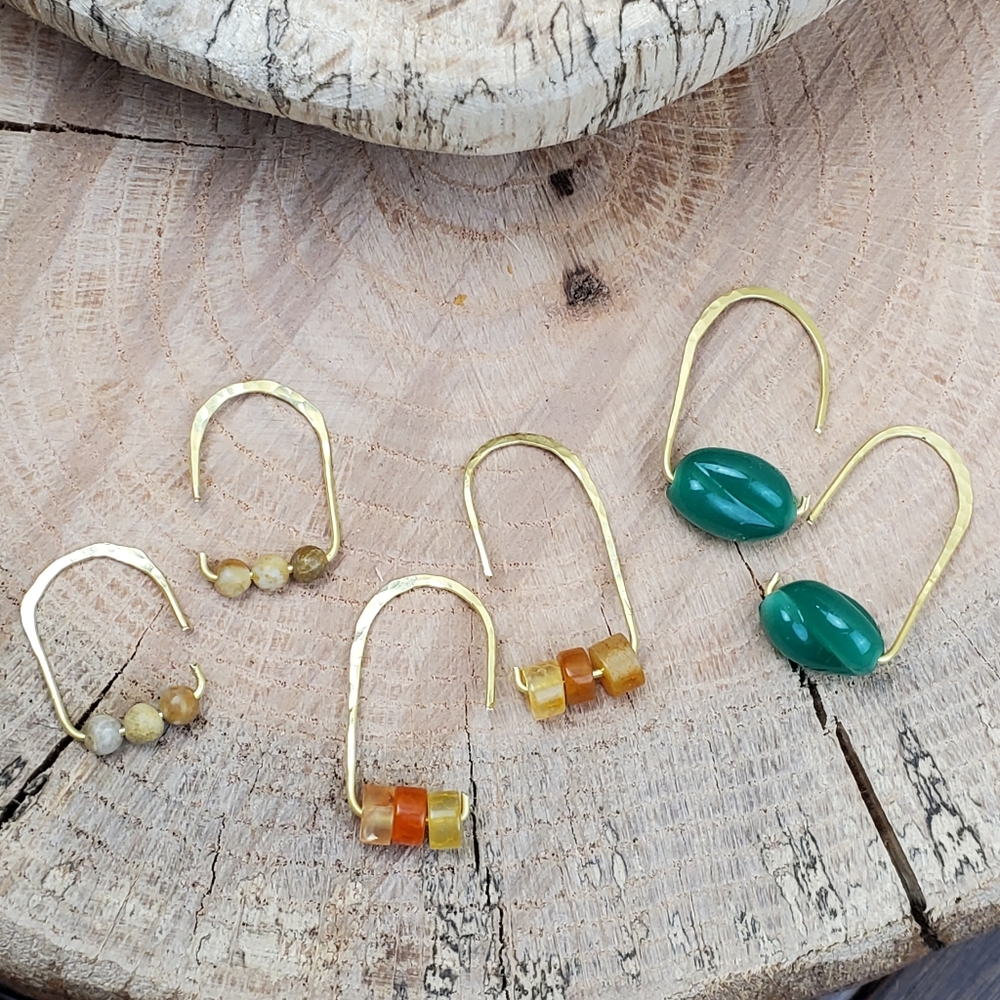 Handmade hammered semi-precious jasper modern minimalist boho earrings. 1 pair - Picture 1 of 14